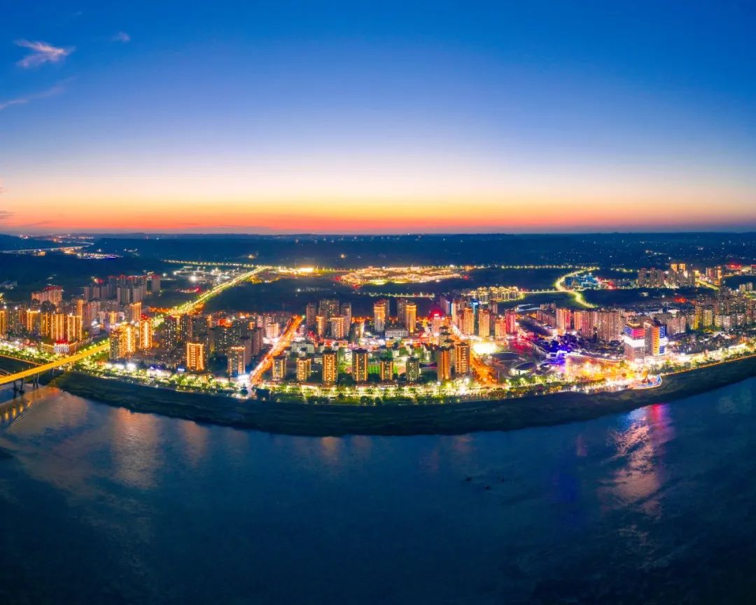 南溪夜景 罗平 华灯映江城 璀璨夜南溪.jpg