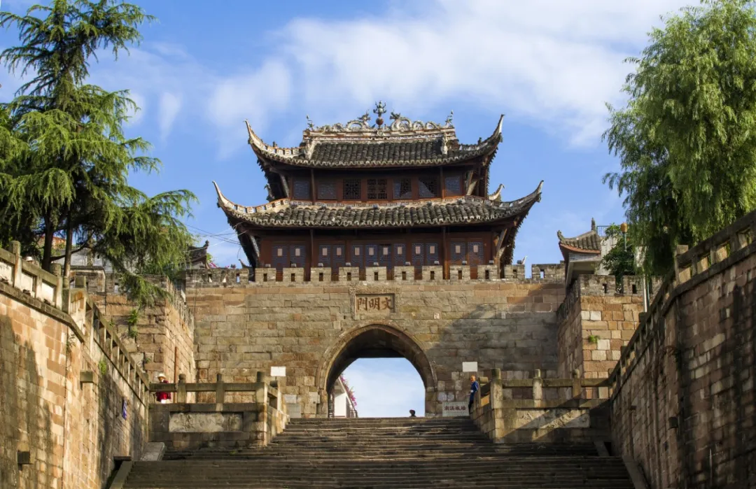 南溪文明门-罗平-18990933030.jpg