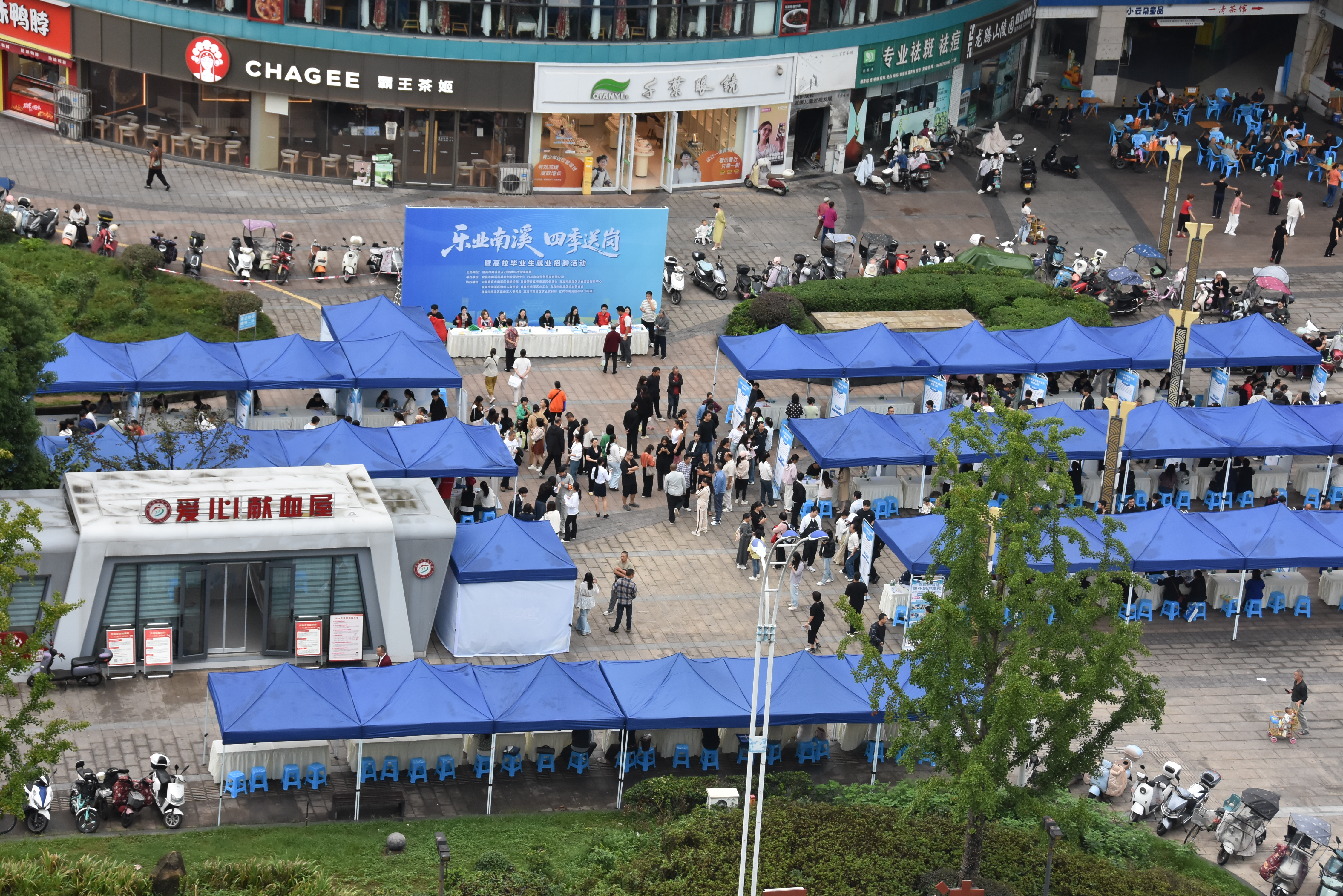 1533242996233199.png 图片1.png
