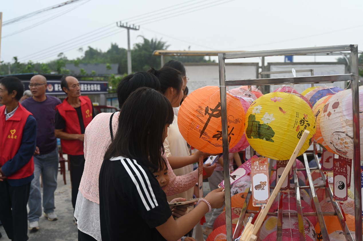 1404377511927458.png 熊湾中秋3.png